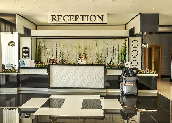 Kum Готель Сіде