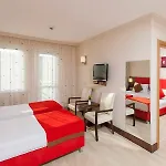Kum Hotell 5*