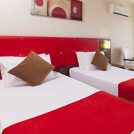 Kum Hotel