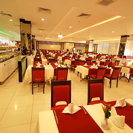 Kum Hotel 5*
