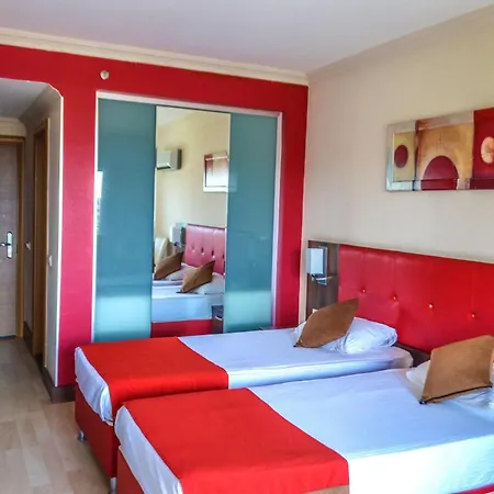 Kum Hotel 5*