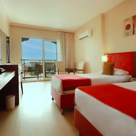 Kum Hotell
