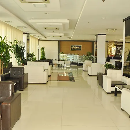 Kum Hotel 5*