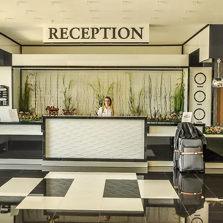 Kum فندق سيدي